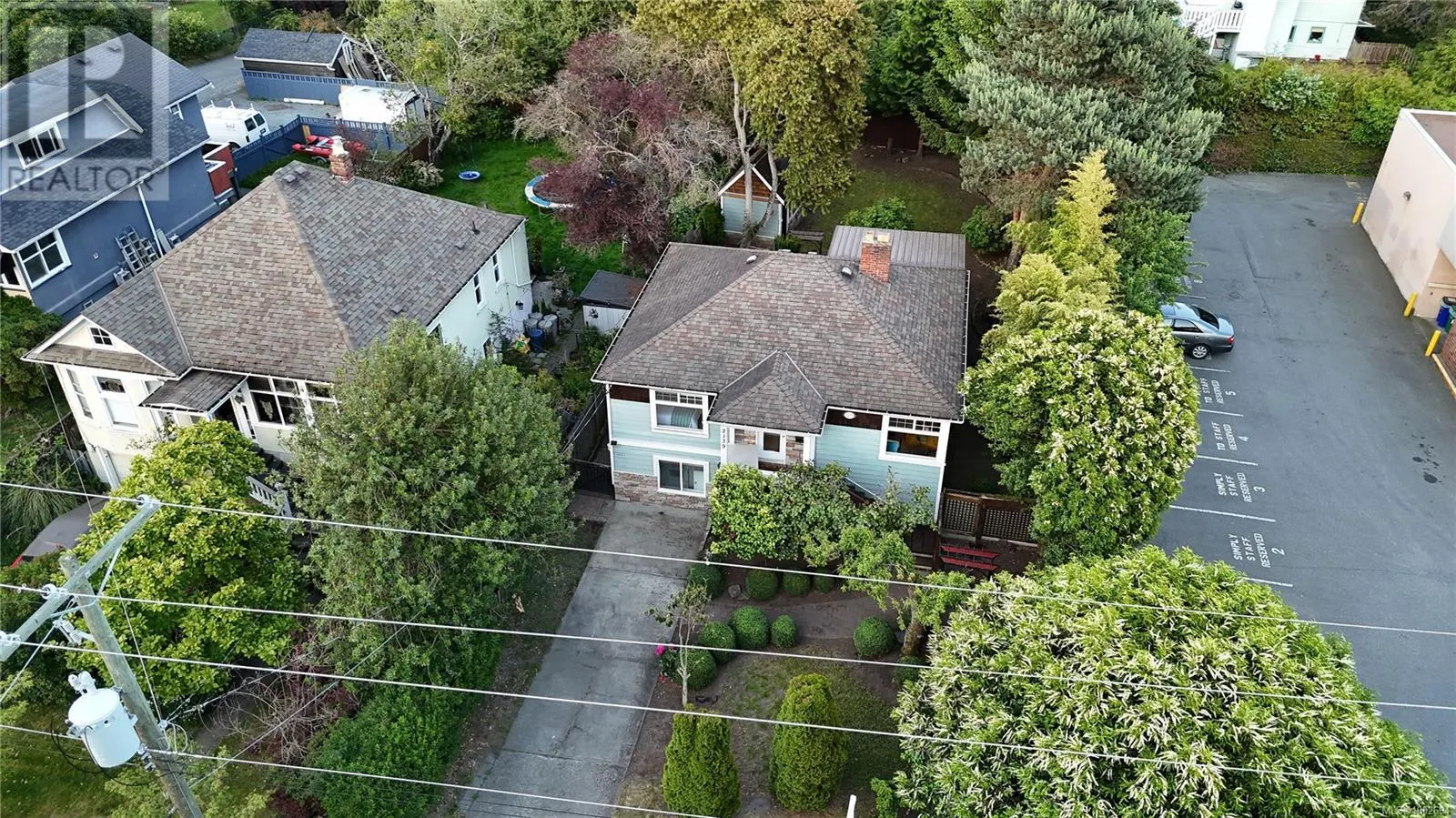 2139 Foul Bay Rd