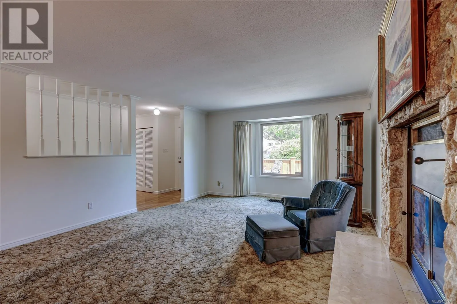 325 McKinnon St