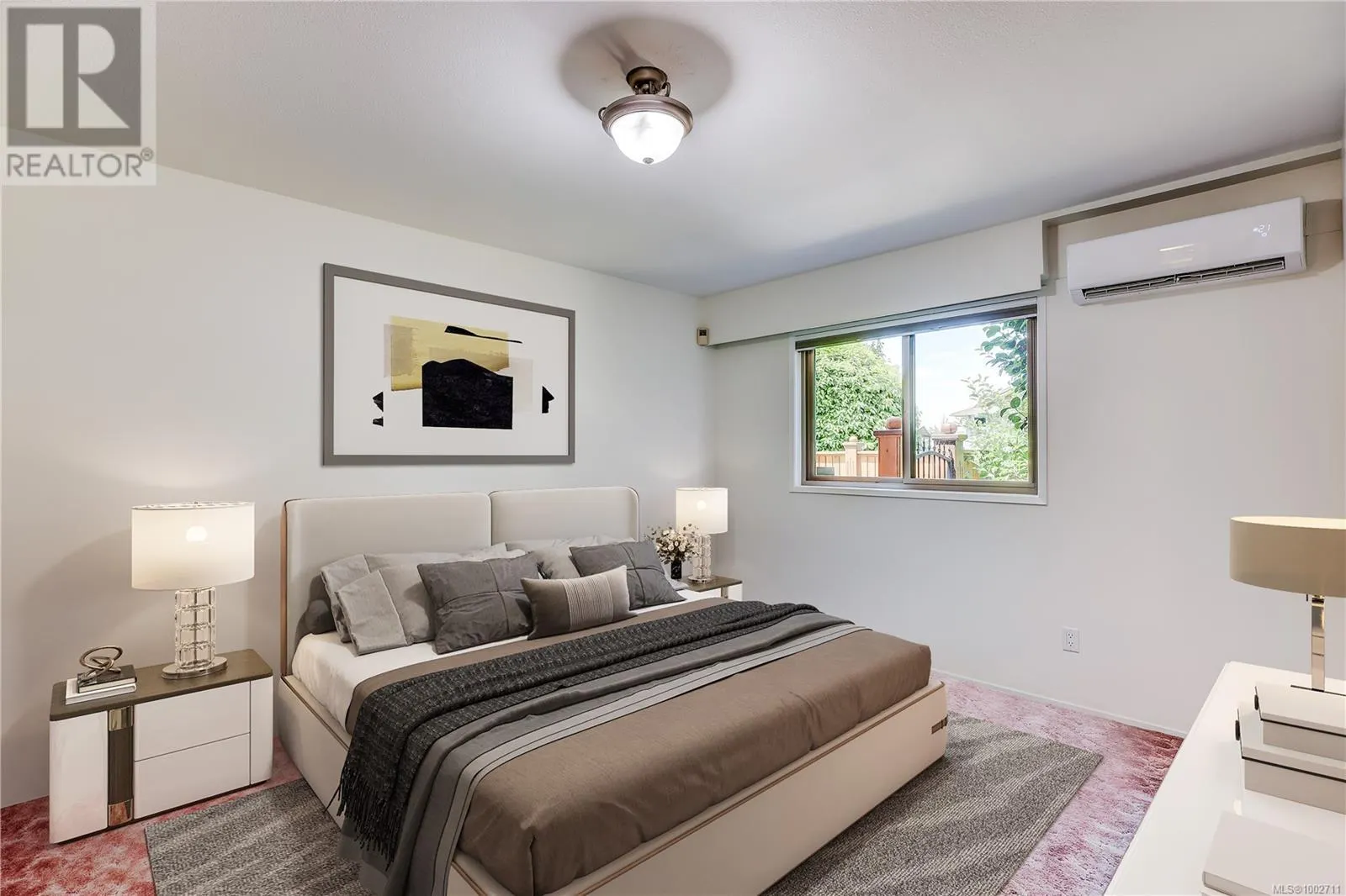 325 McKinnon St