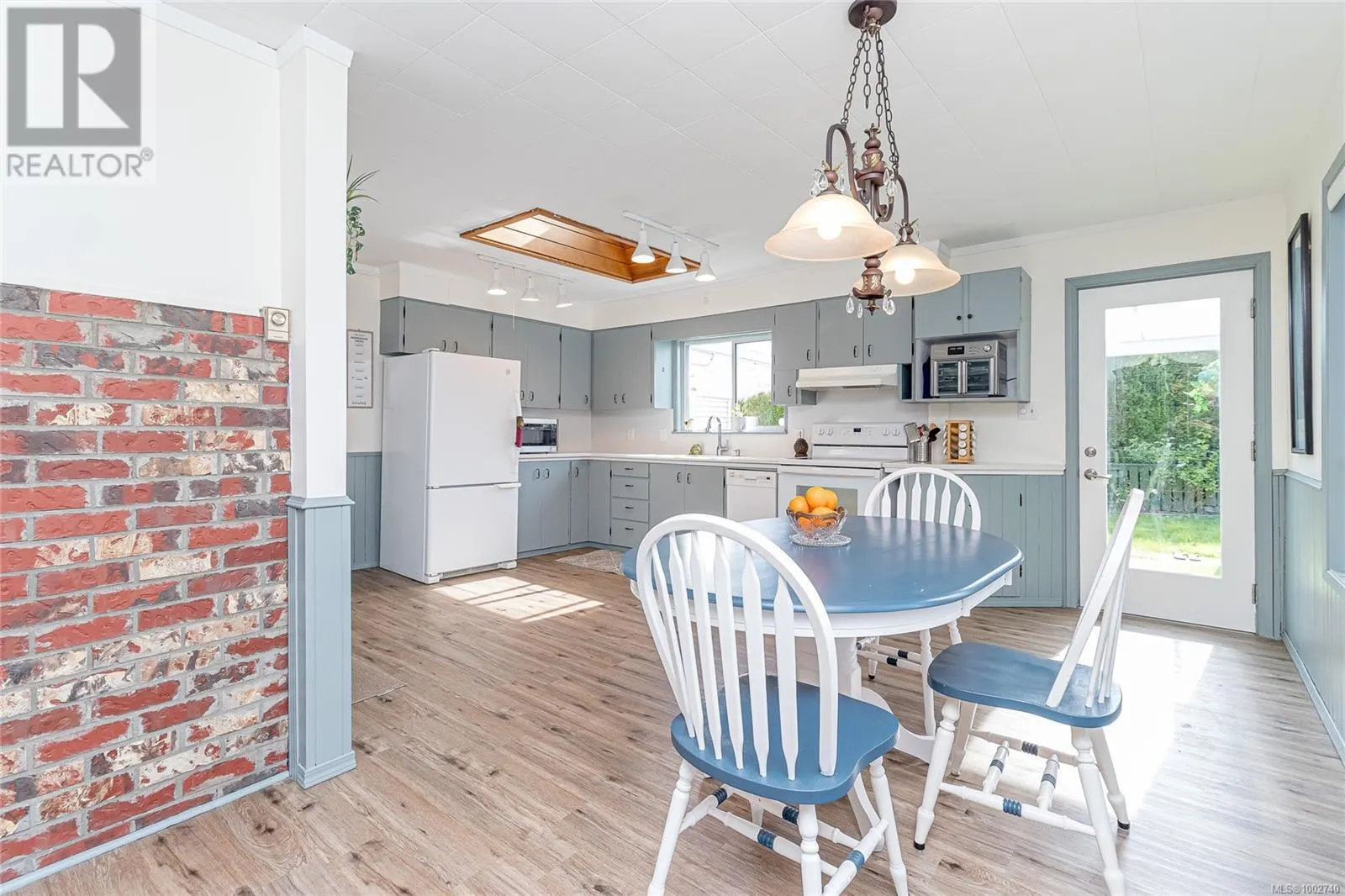 3740 South Oyster School Rd