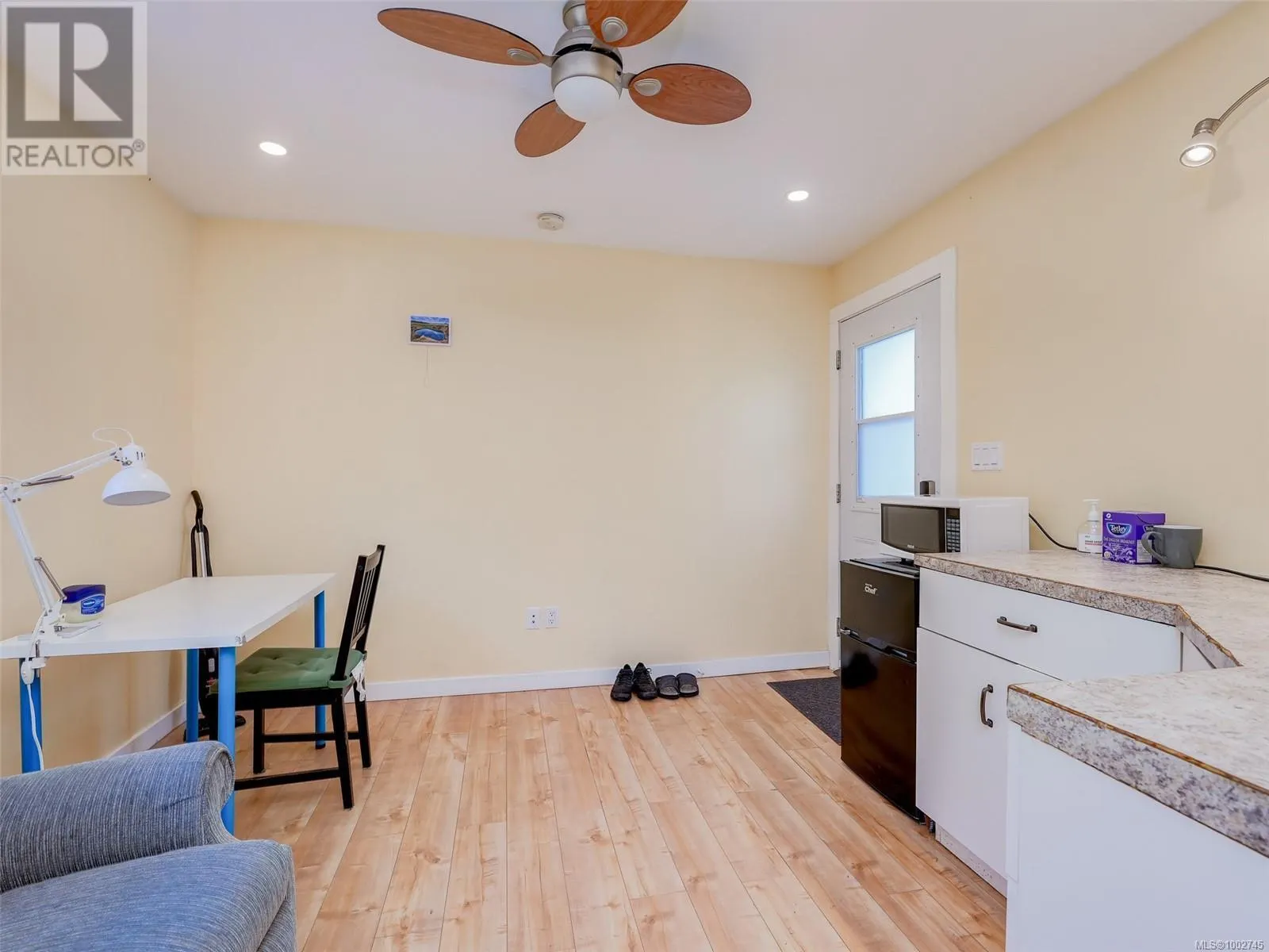 3343 Brenda Lane