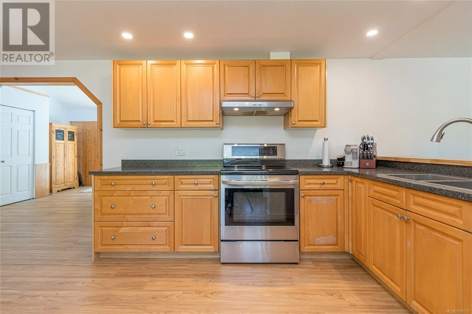 2380 Fowler Rd