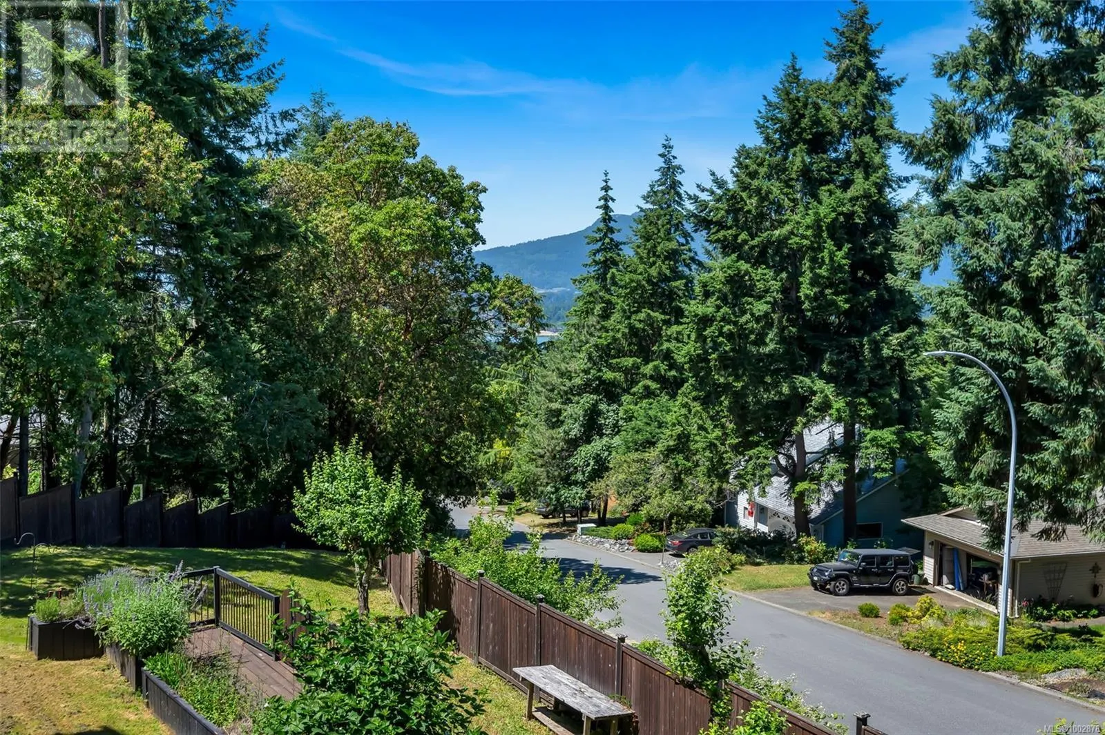 1437 Belcarra Rd