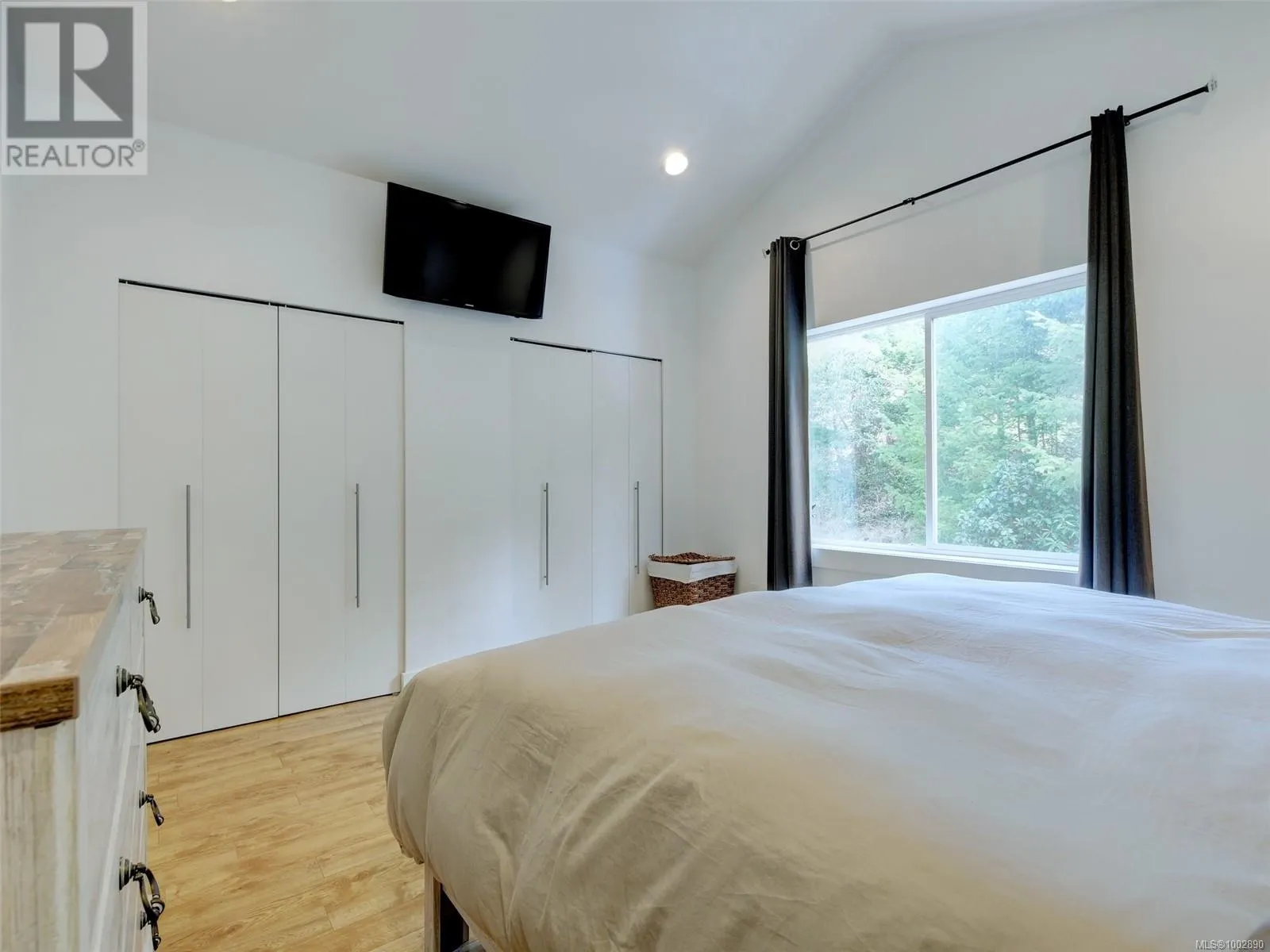3351 Vision Way