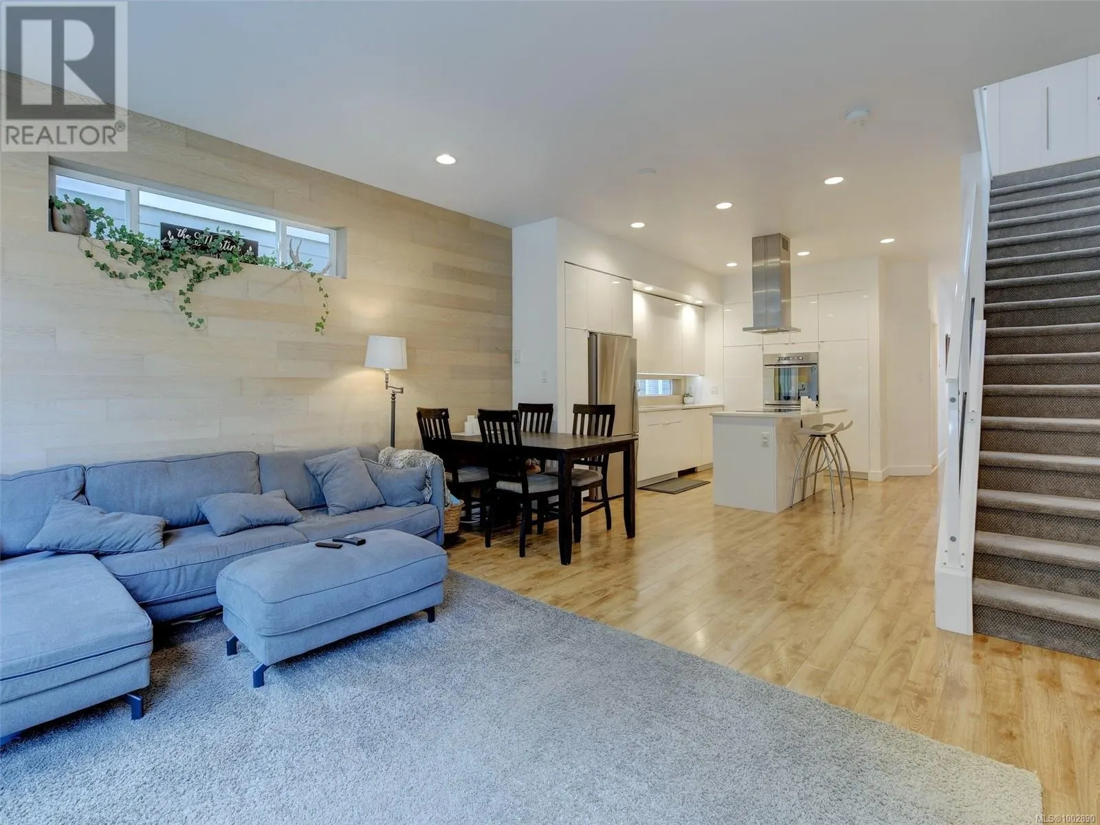 3351 Vision Way
