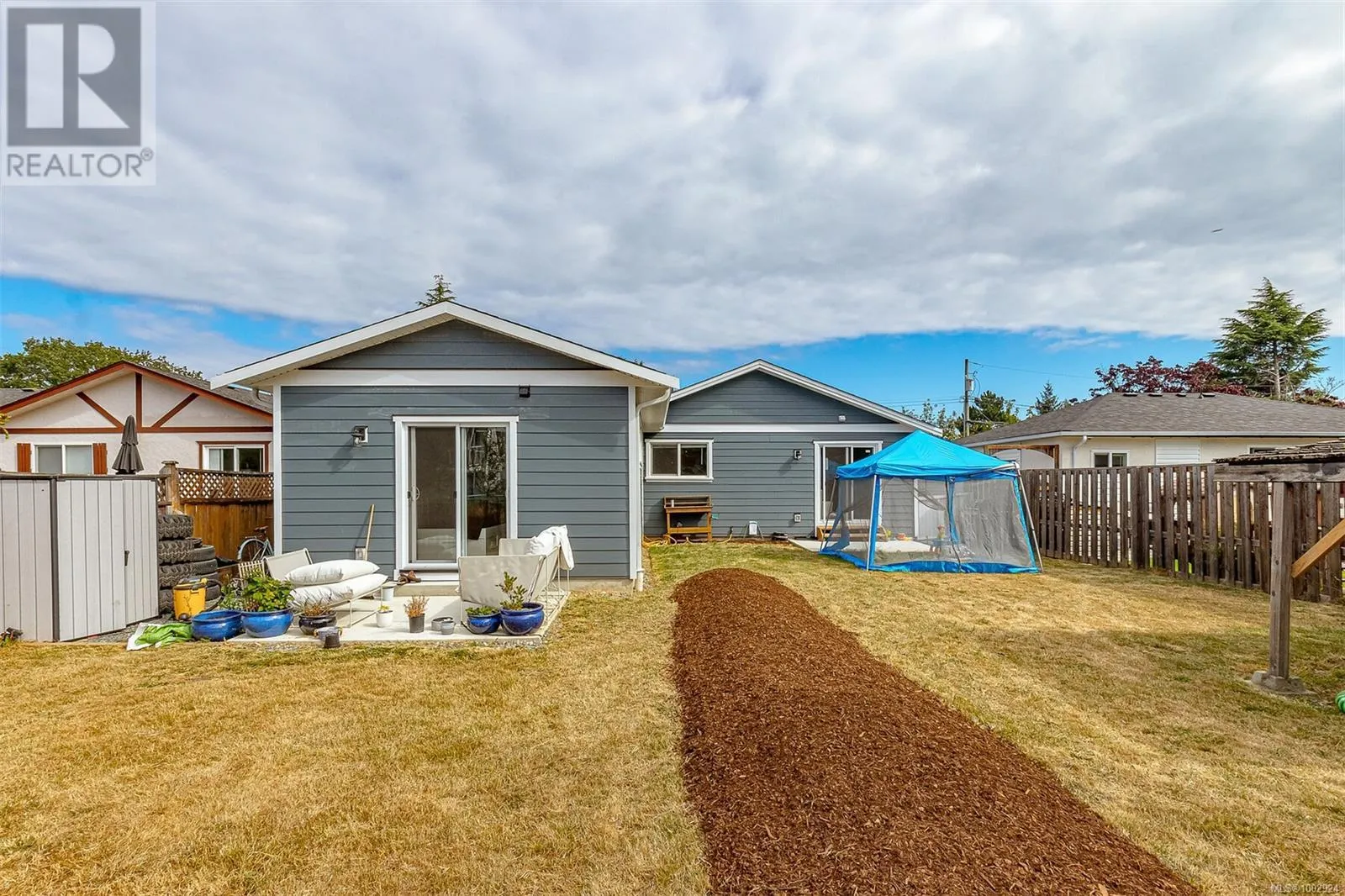 2189A &2189B Amelia Ave