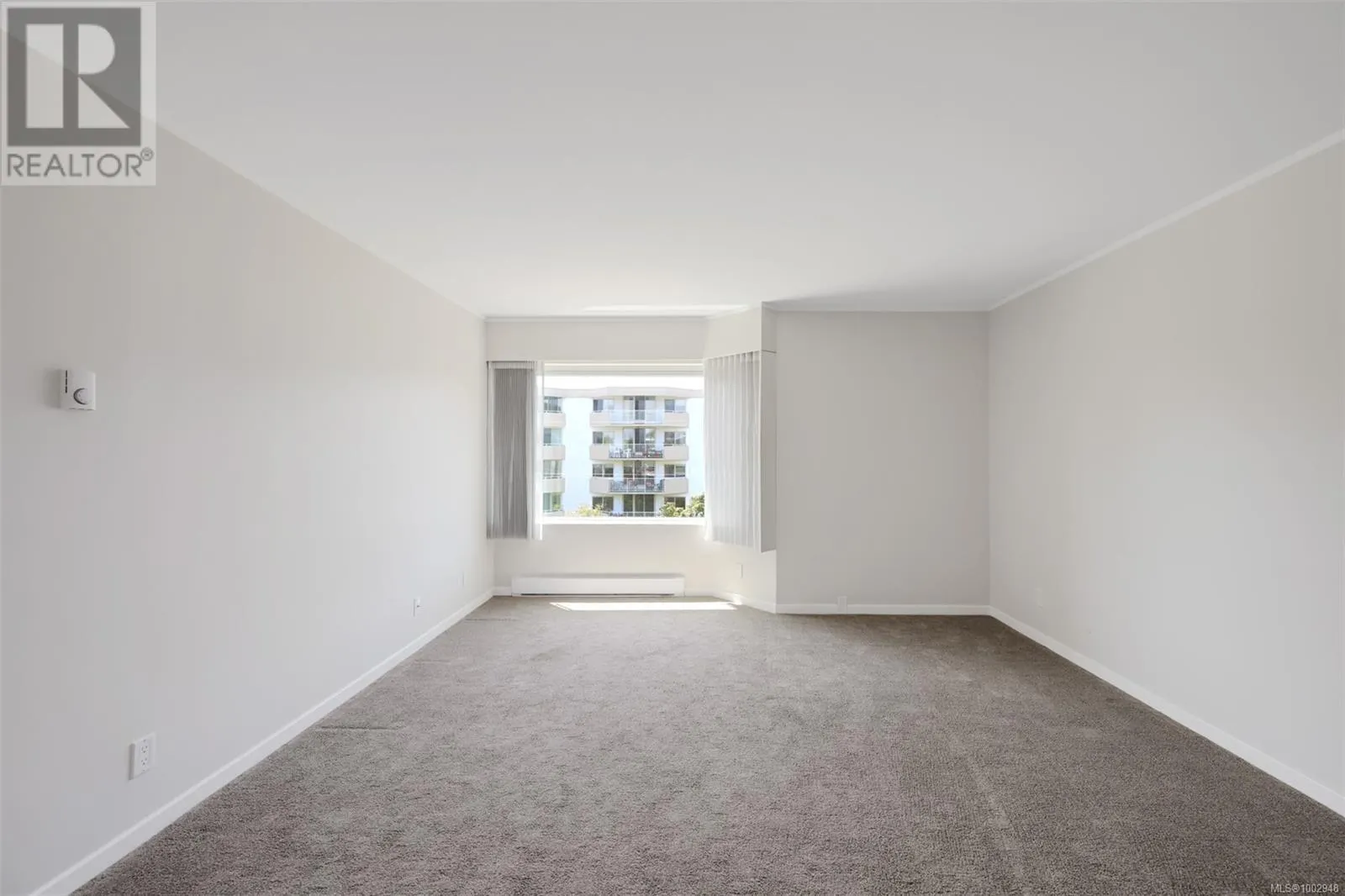 409 1370 Beach Dr