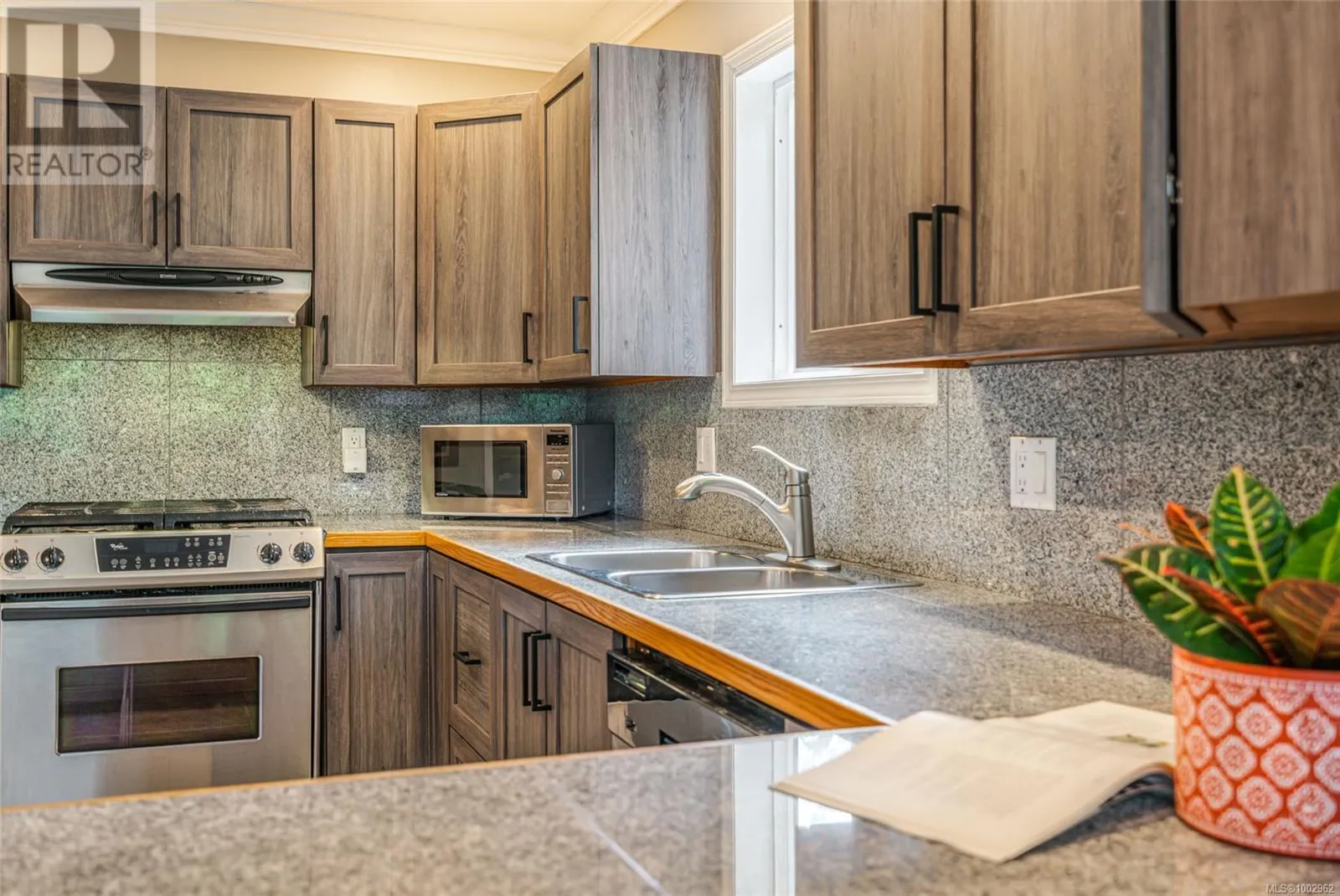 1023 Harlequin Rd