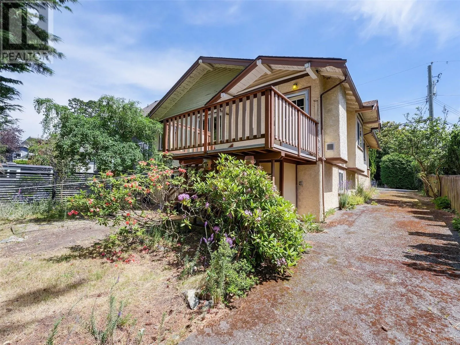 1530 Clive Dr