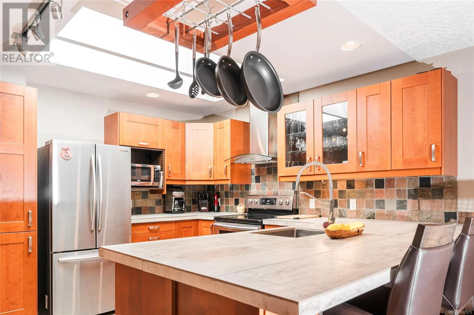 18 4991 Bella Vista Cres