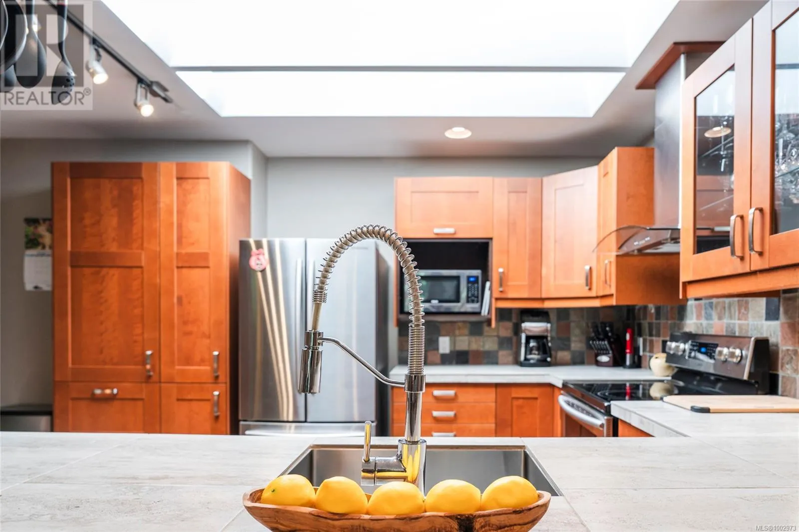 18 4991 Bella Vista Cres