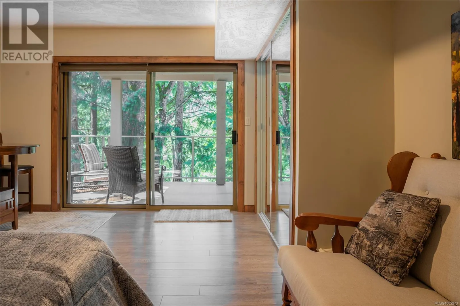 18 4991 Bella Vista Cres