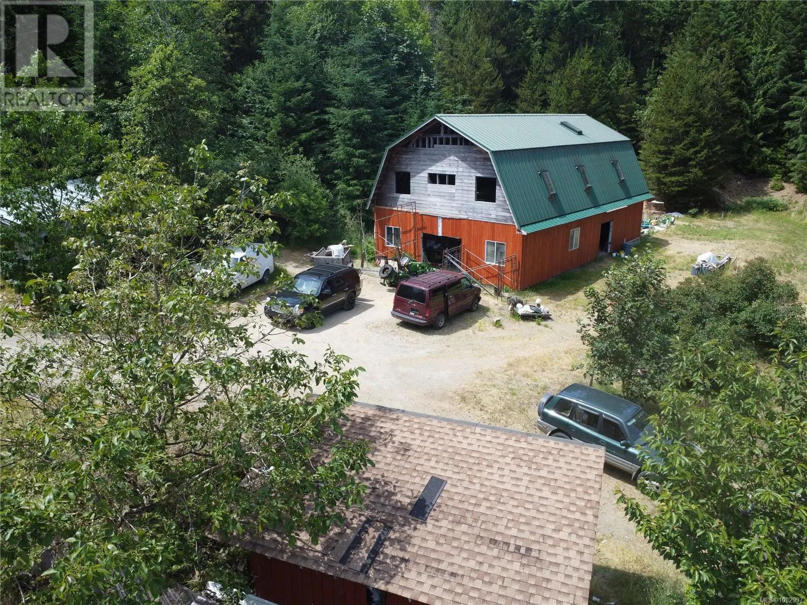 1075 SPIDER LAKE Rd