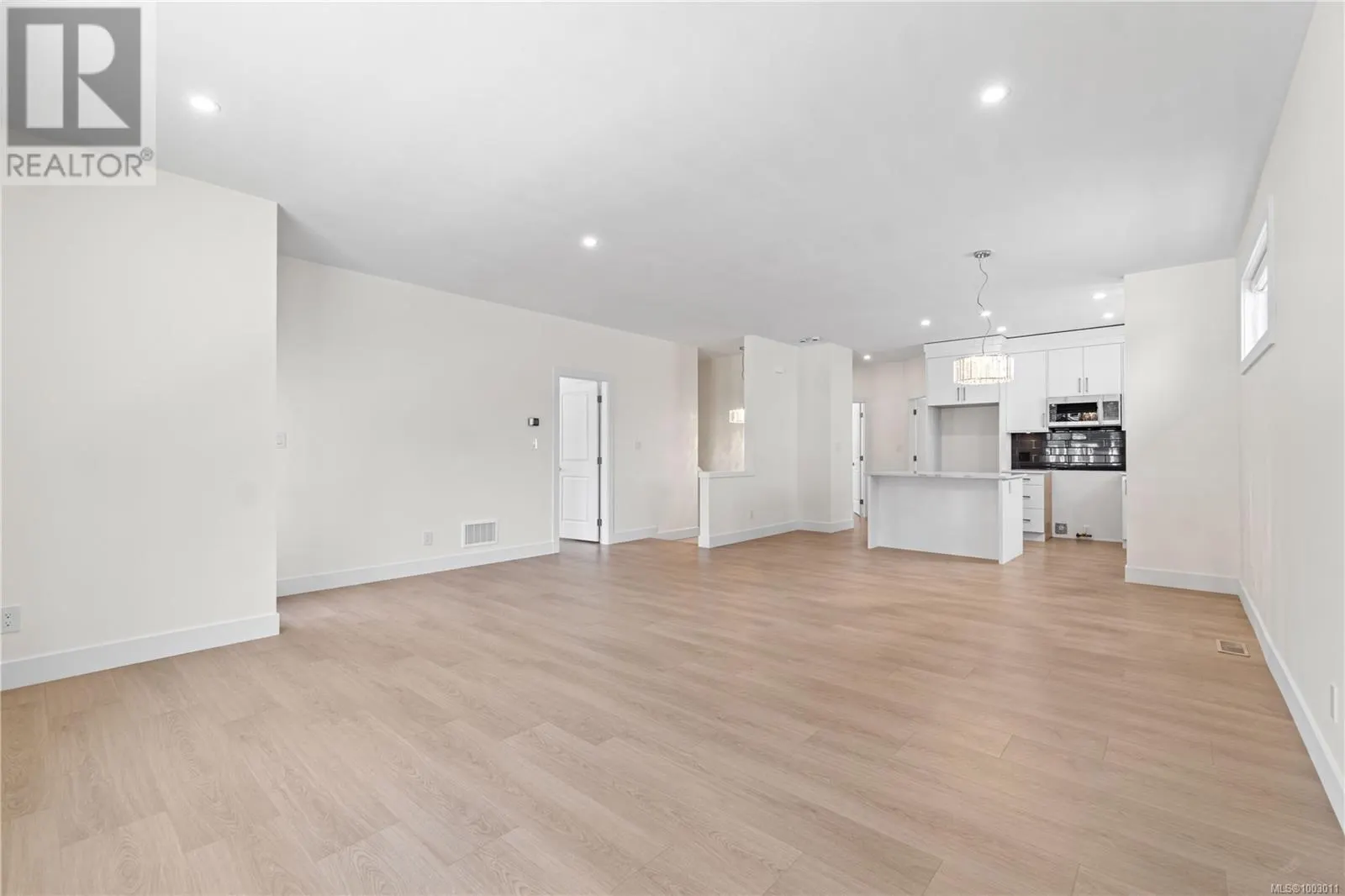 397 Avaani Way