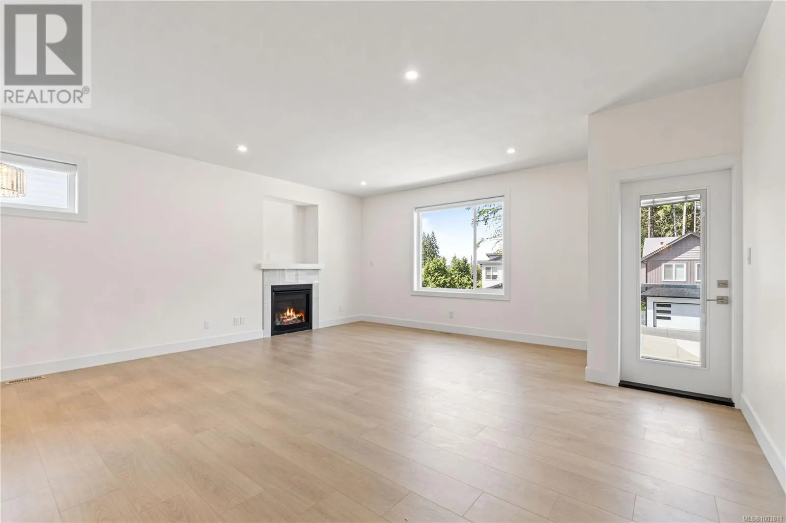 397 Avaani Way