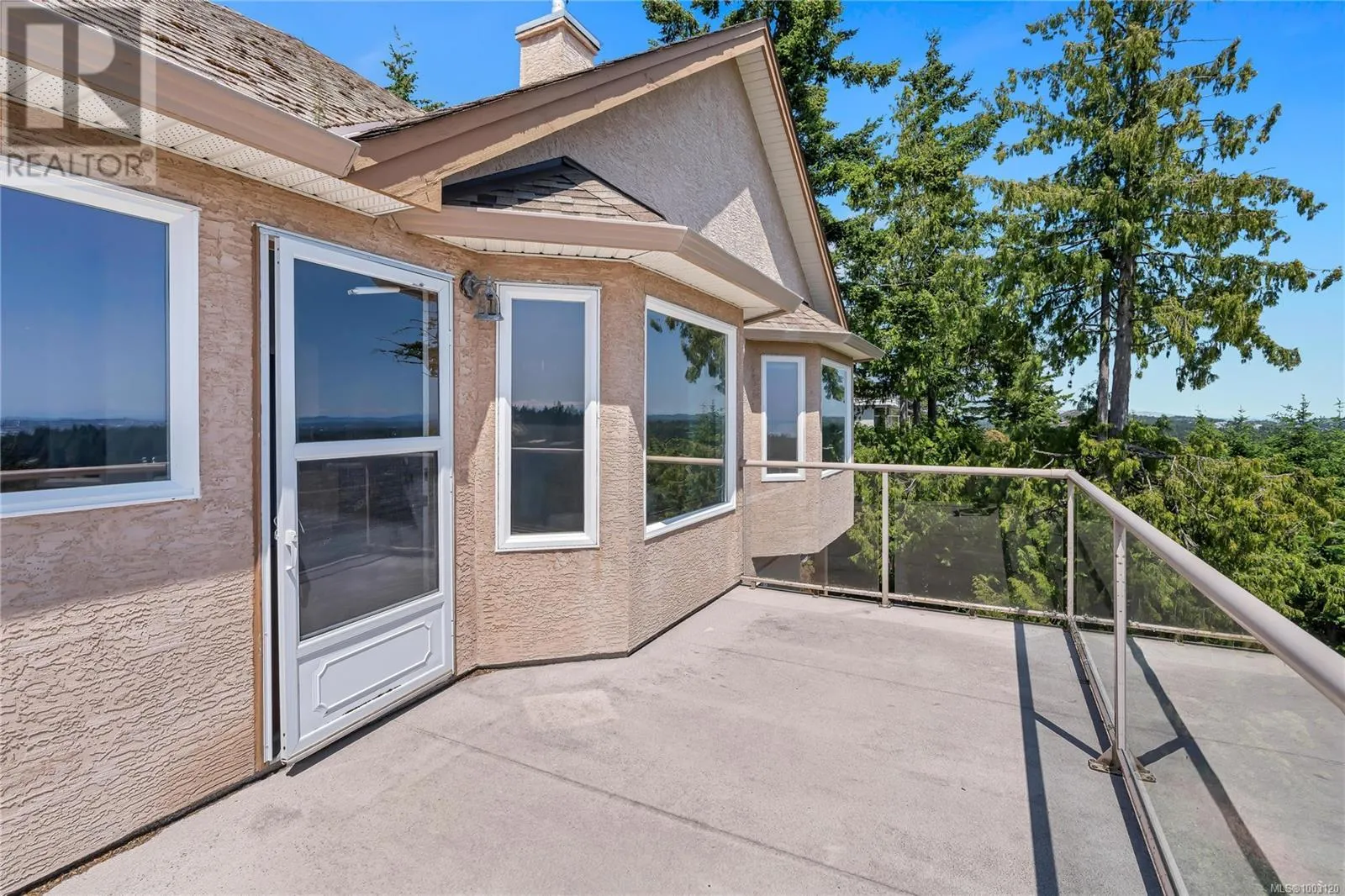 3352 Ravenwood Rd