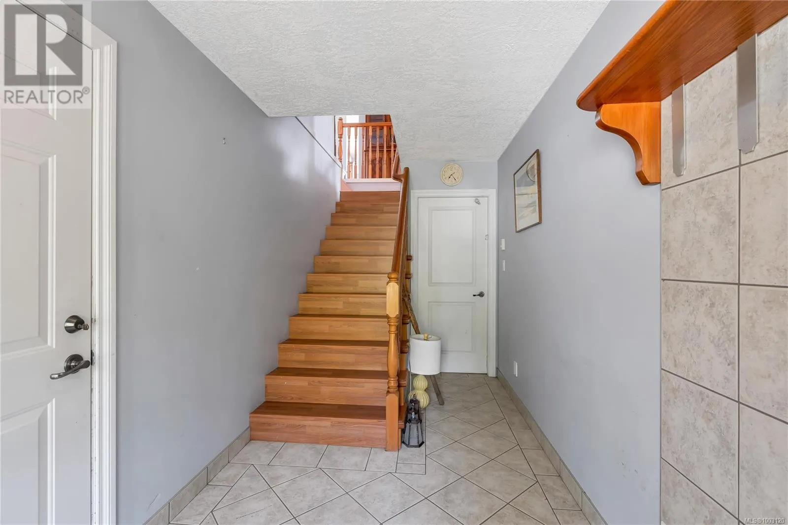 3352 Ravenwood Rd