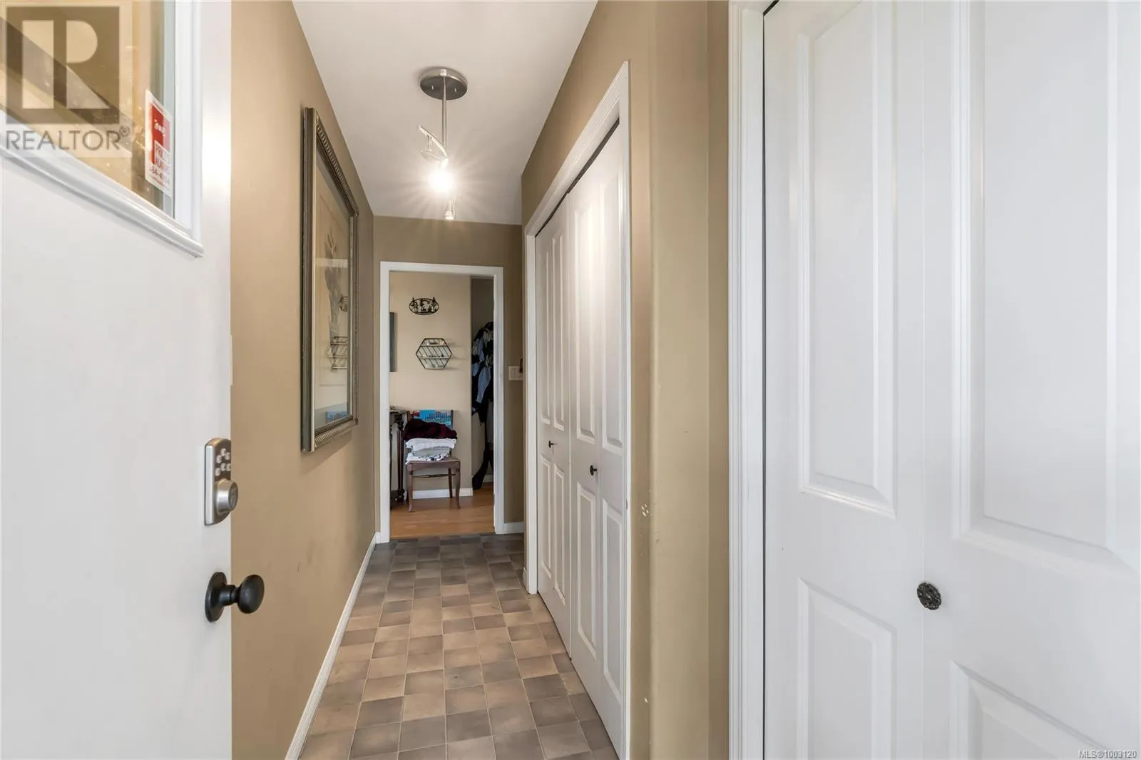 3352 Ravenwood Rd