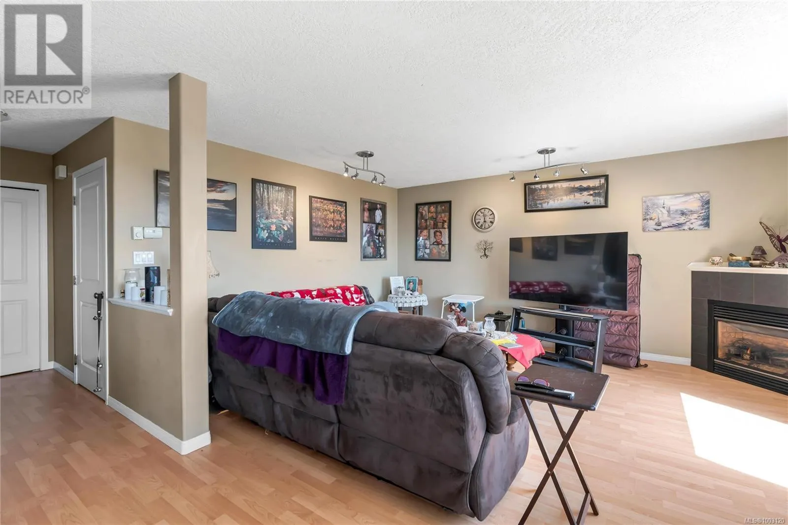 3352 Ravenwood Rd