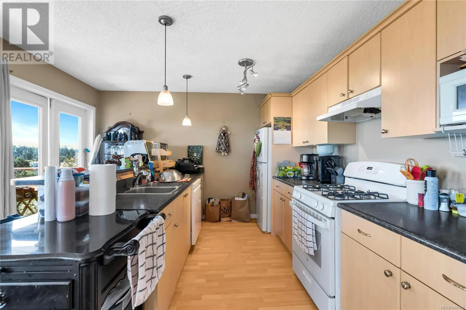 3352 Ravenwood Rd