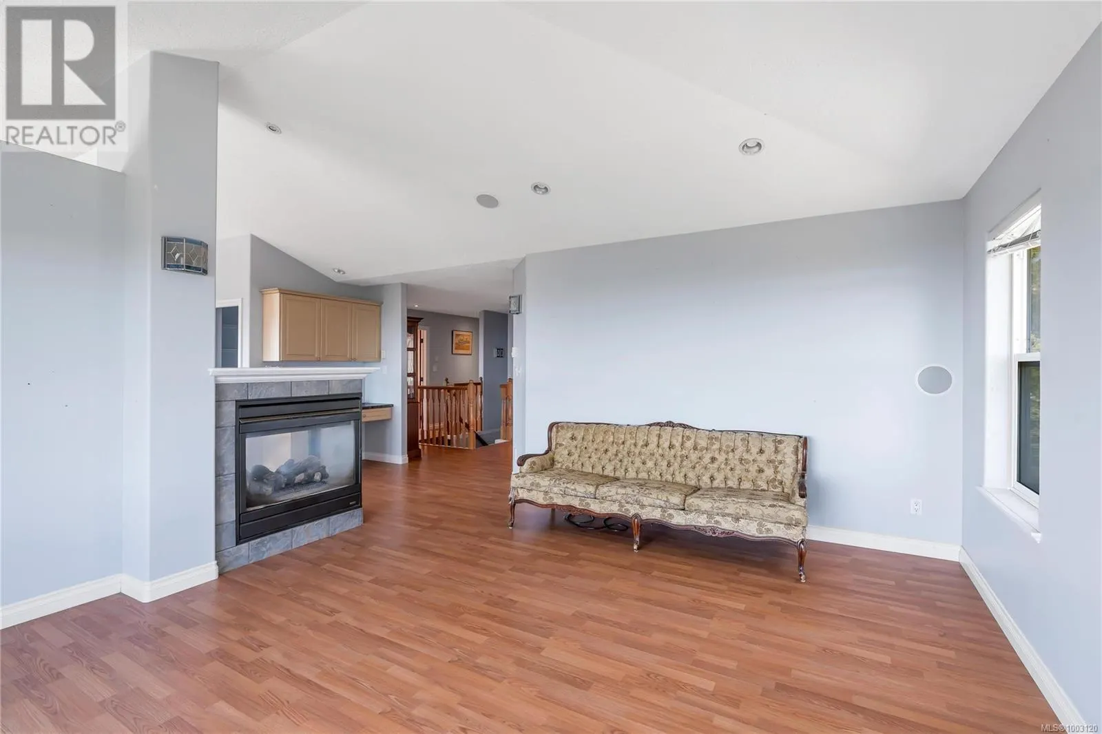 3352 Ravenwood Rd