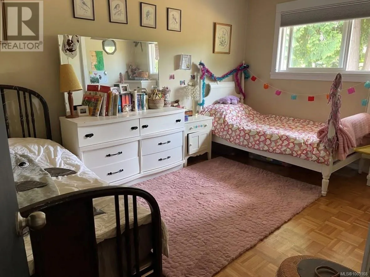 15 Cilaire Dr