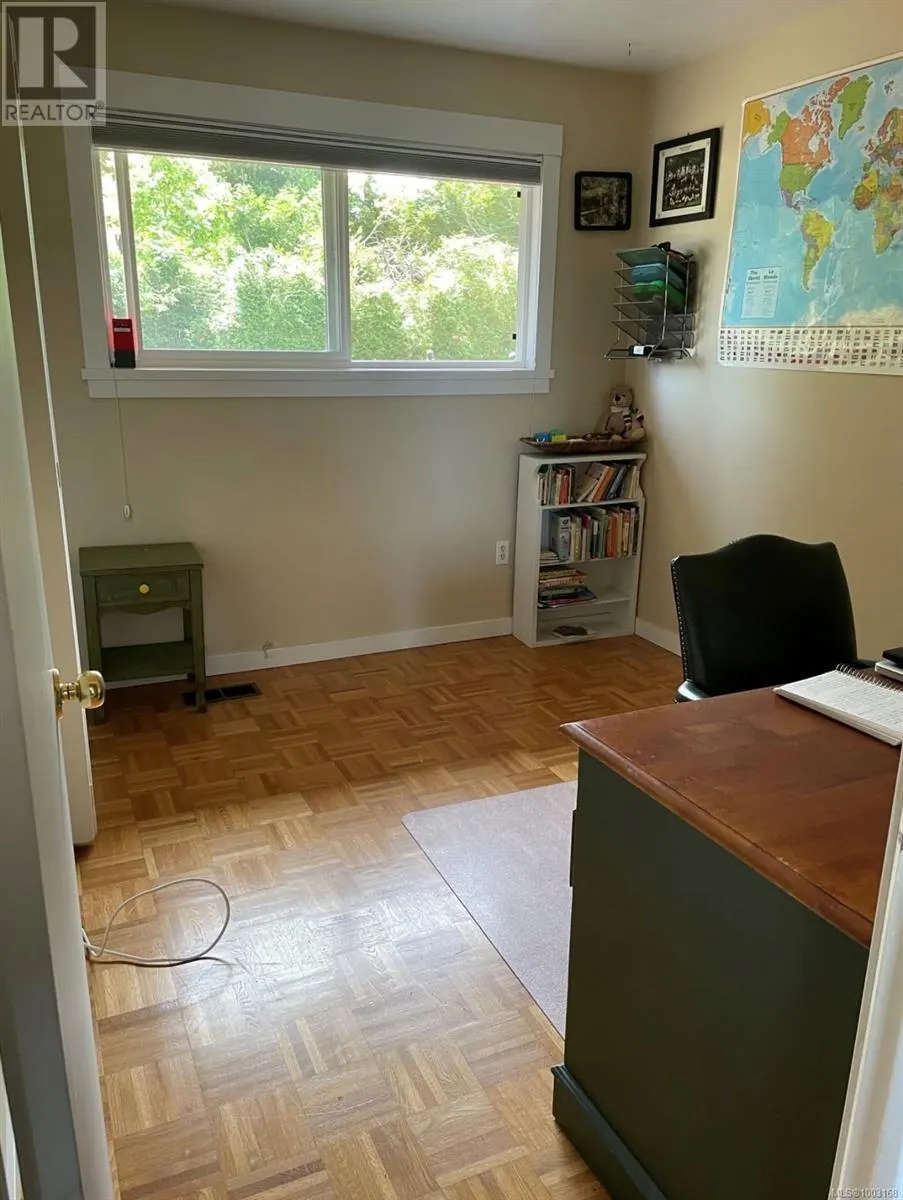 15 Cilaire Dr