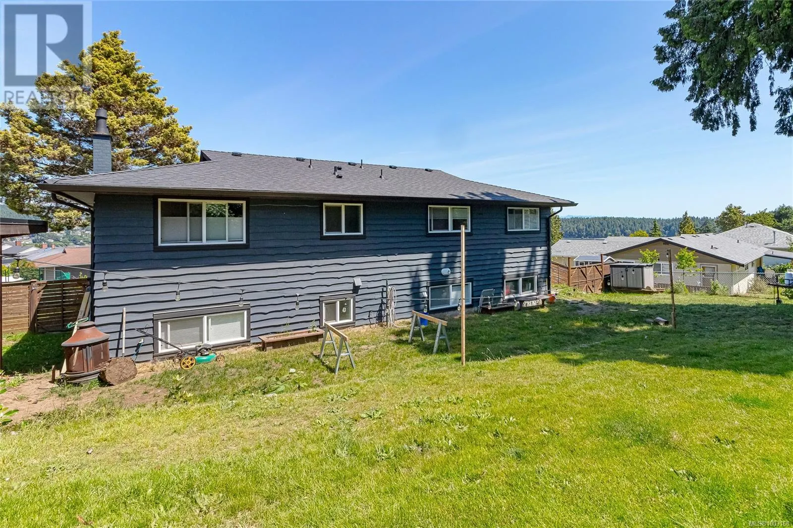 15 Cilaire Dr