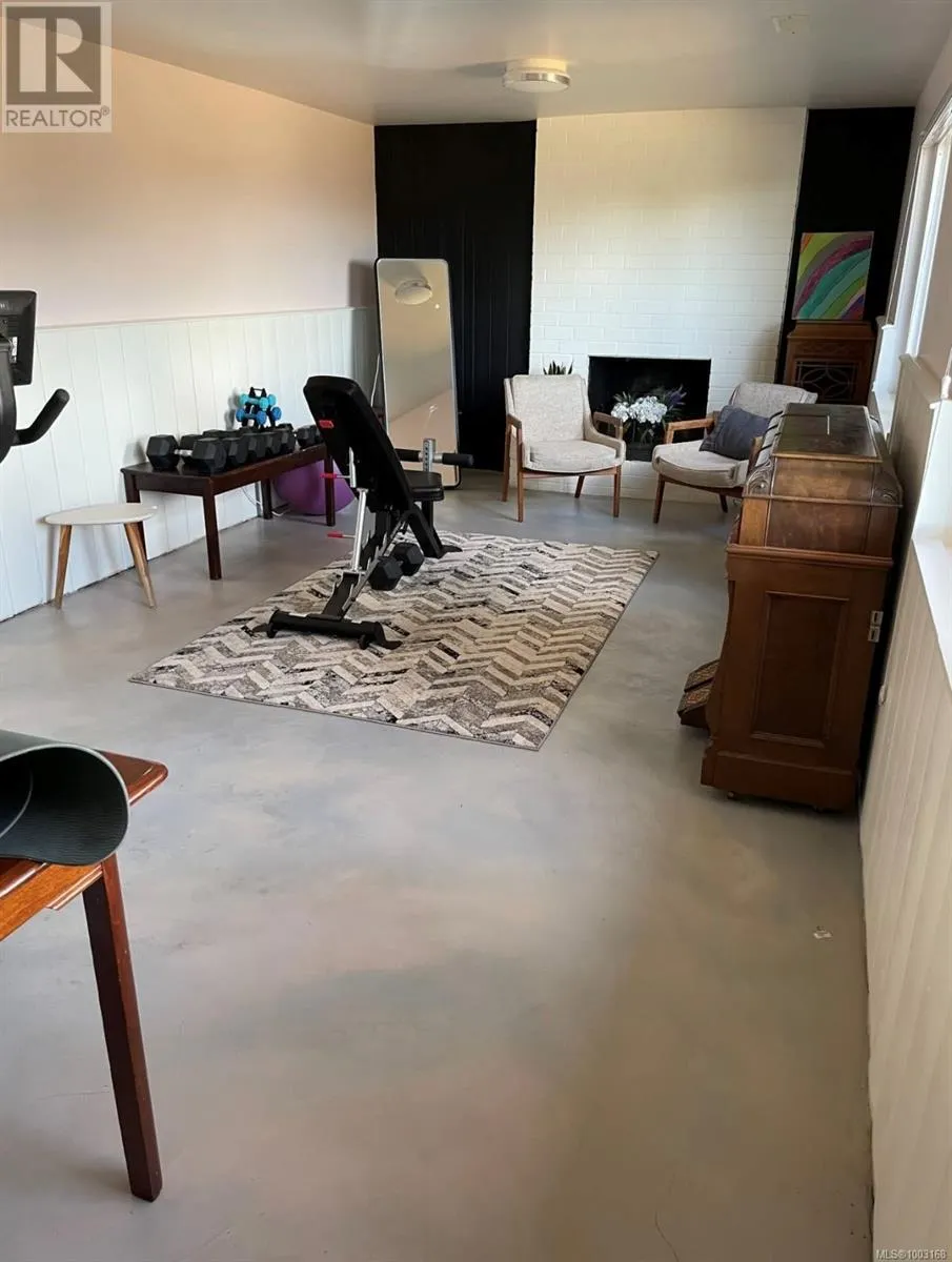 15 Cilaire Dr