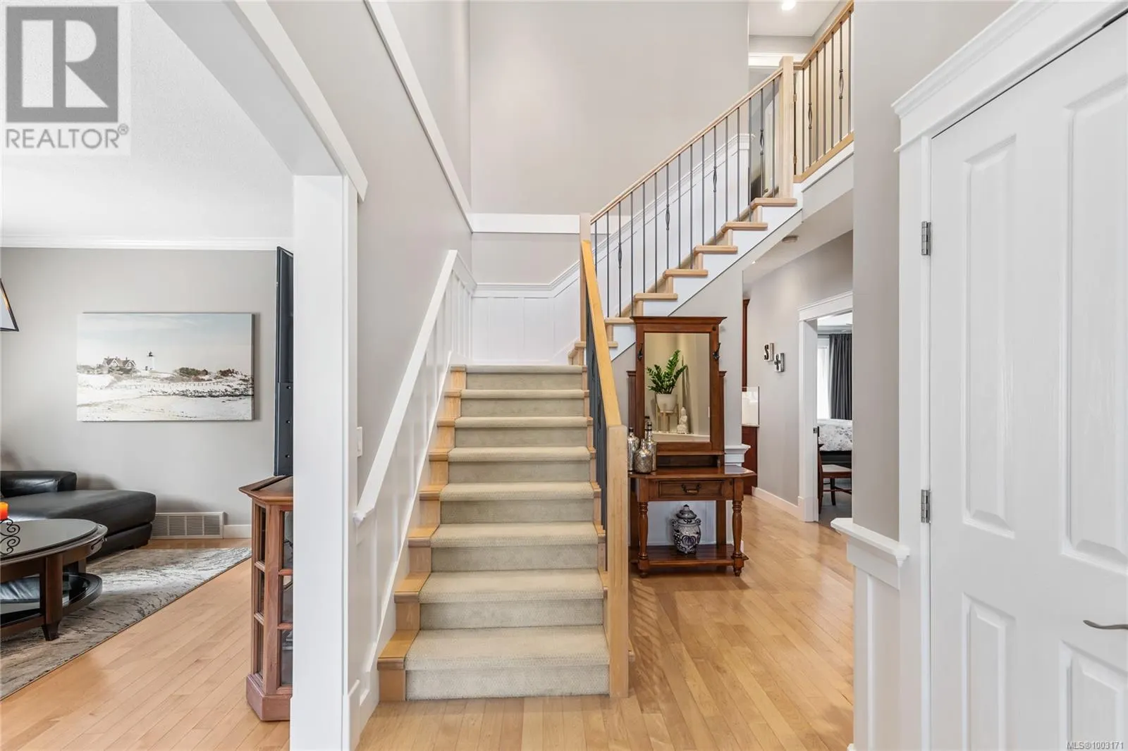 423 Craig St