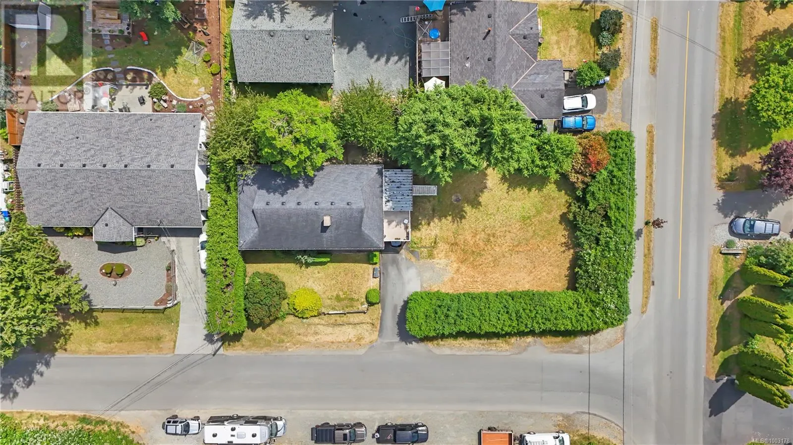 7361 Lynn Dr