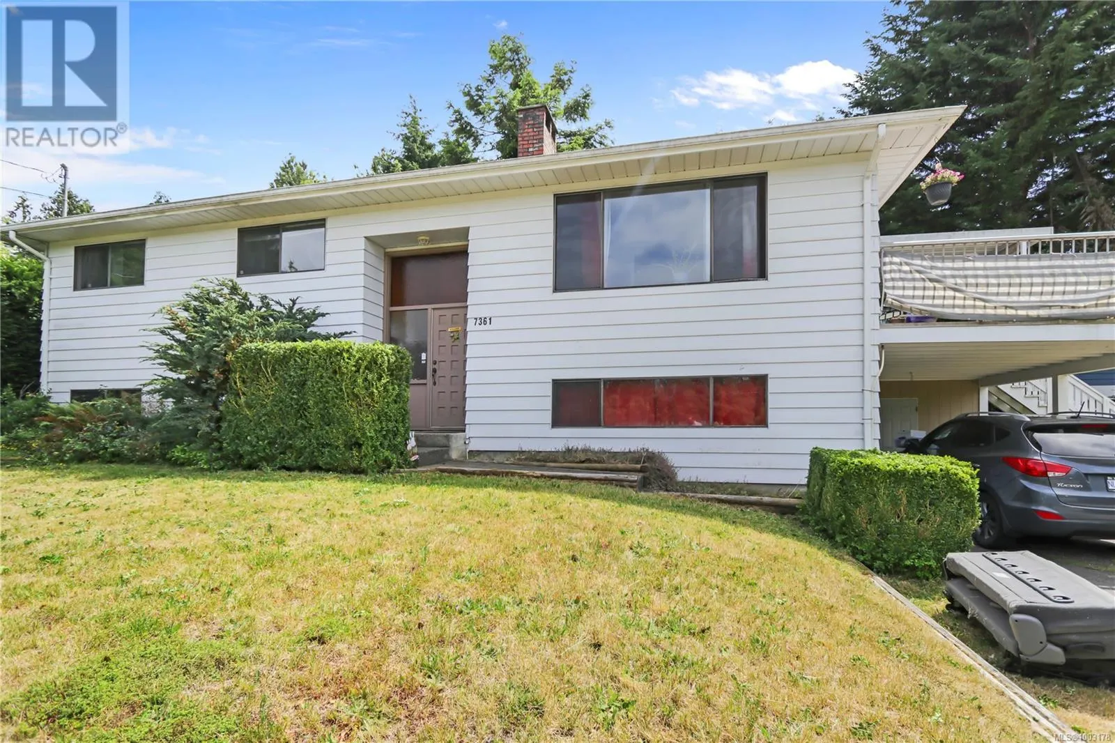 7361 Lynn Dr
