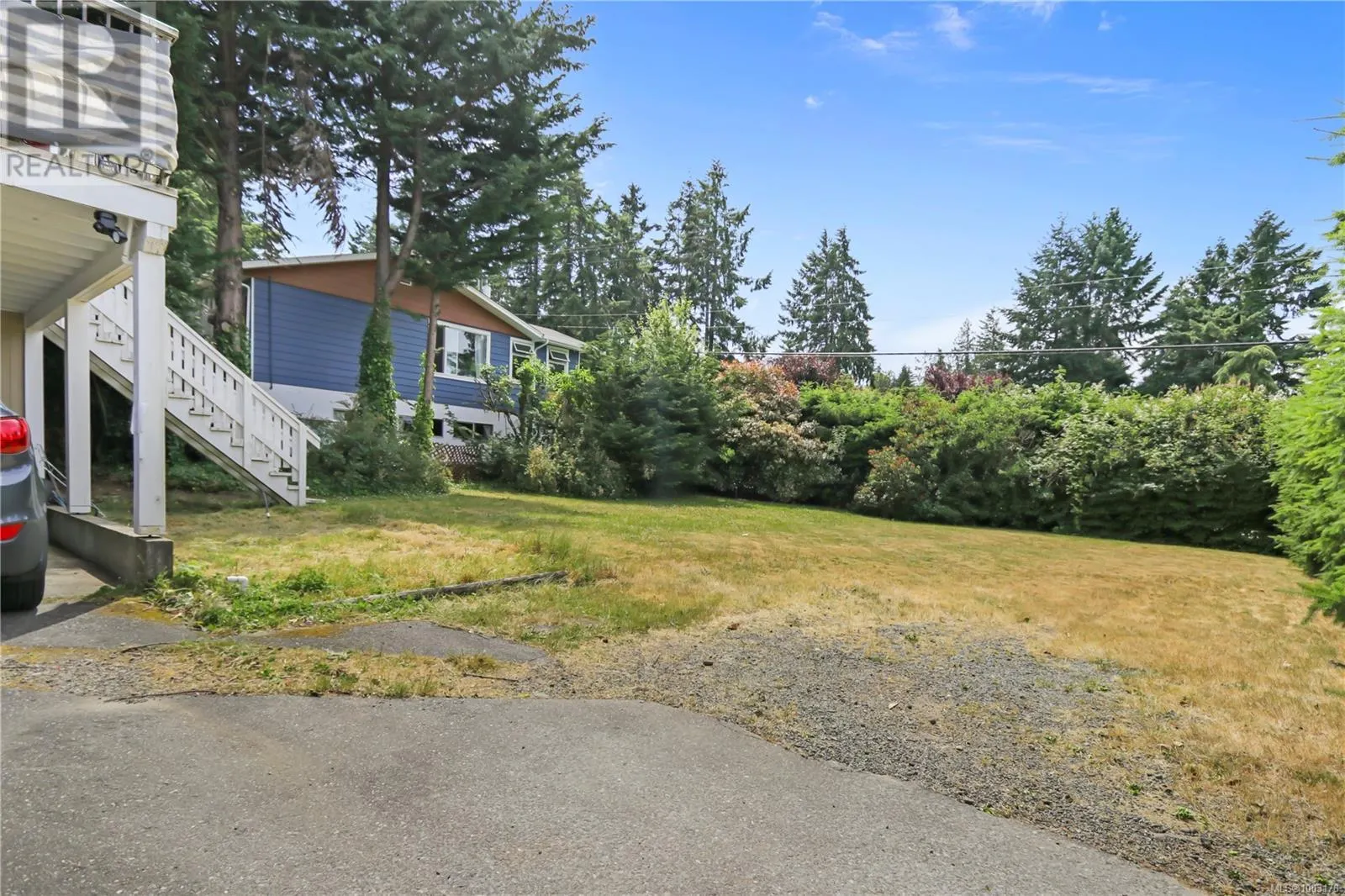 7361 Lynn Dr