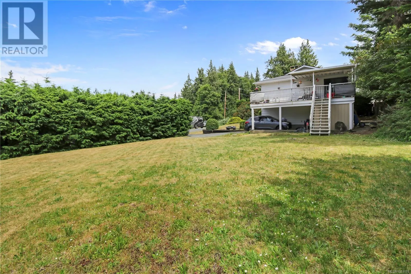 7361 Lynn Dr