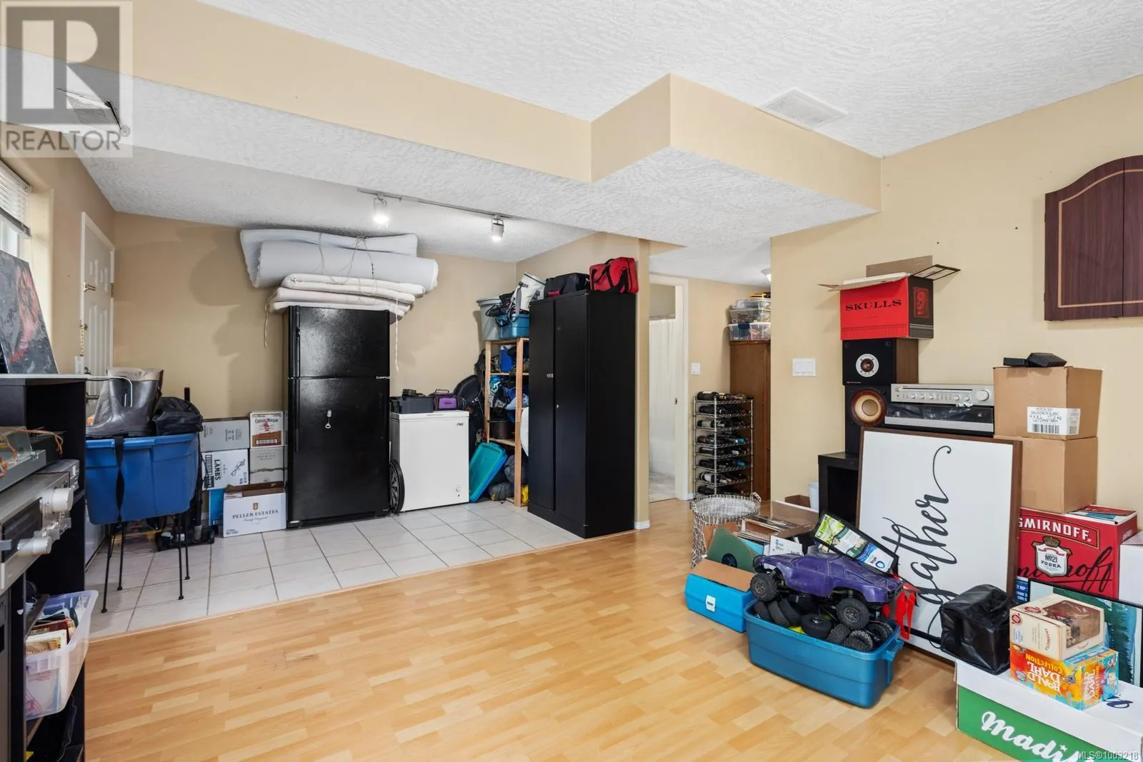 3166 Golab Pl