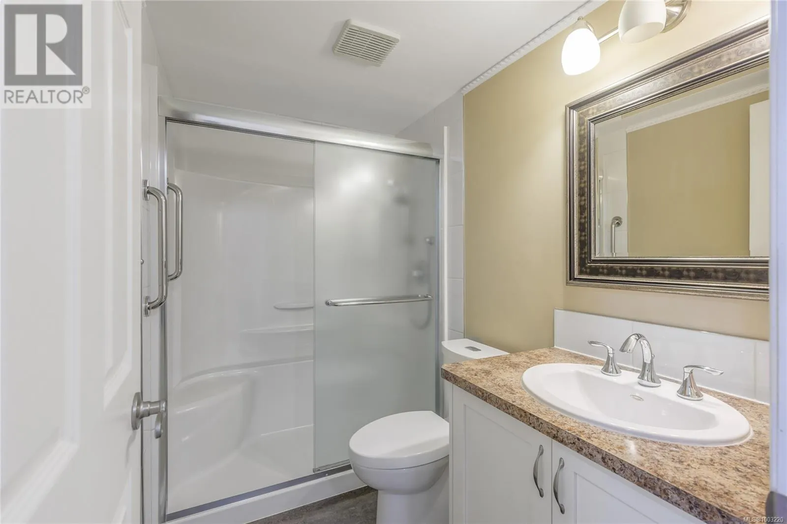 407 1187 Seafield Cres