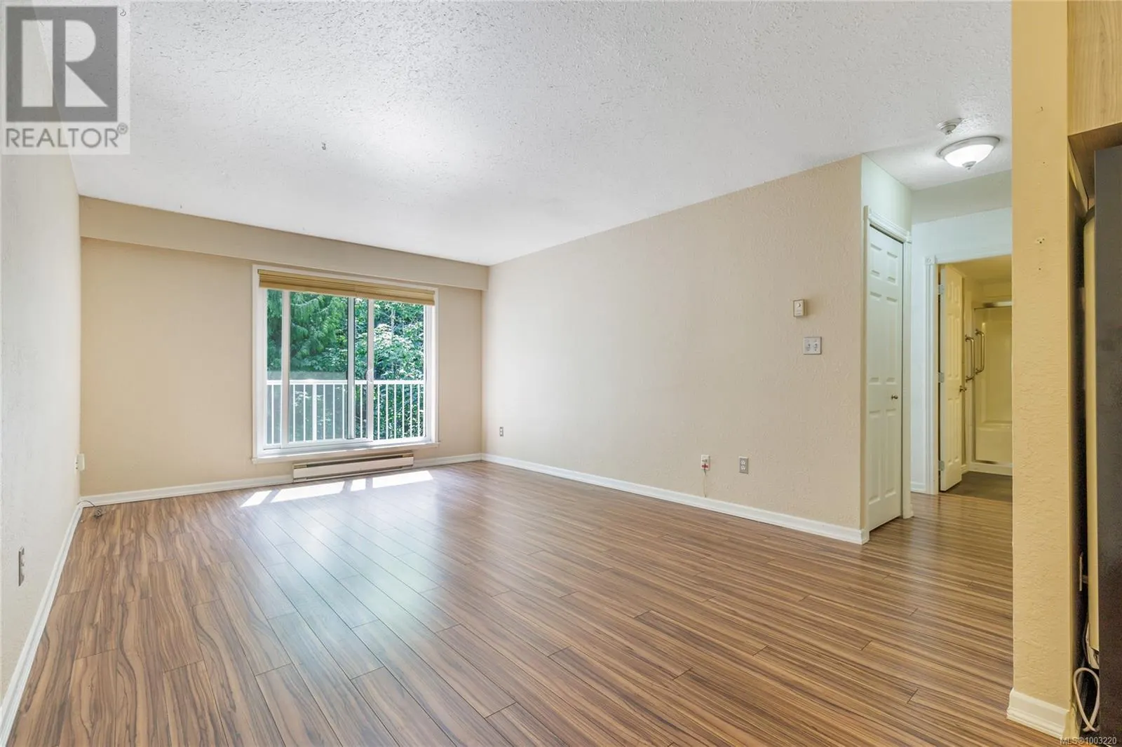 407 1187 Seafield Cres