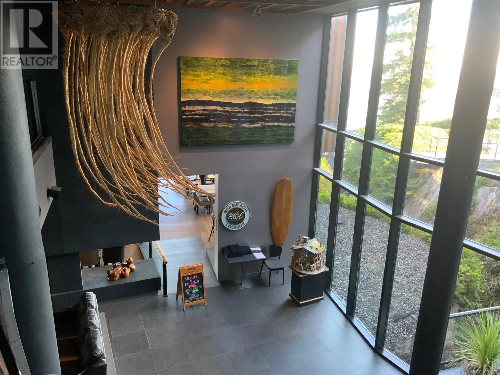 1104 596 Marine Dr