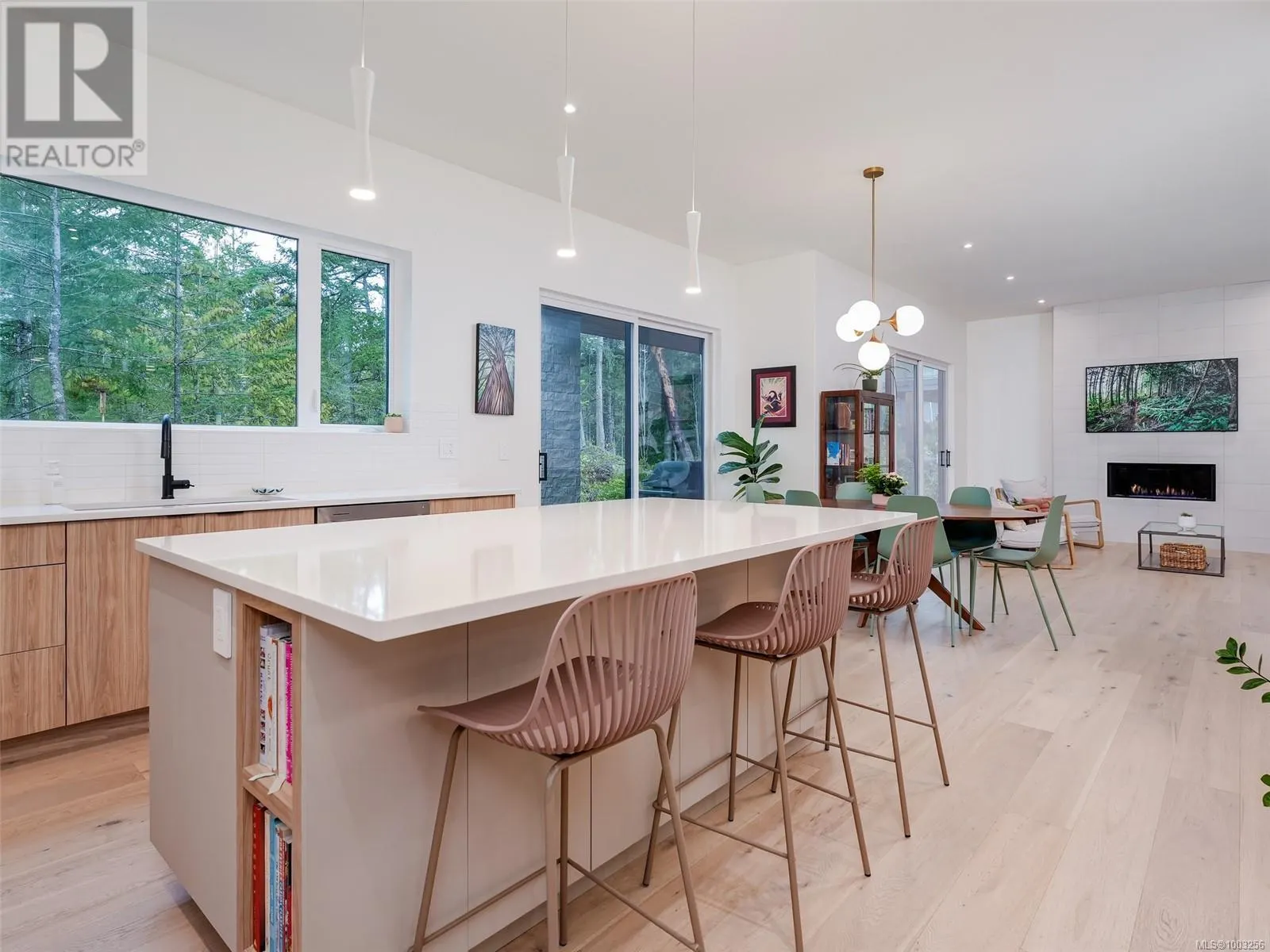 3909 Olympian Way
