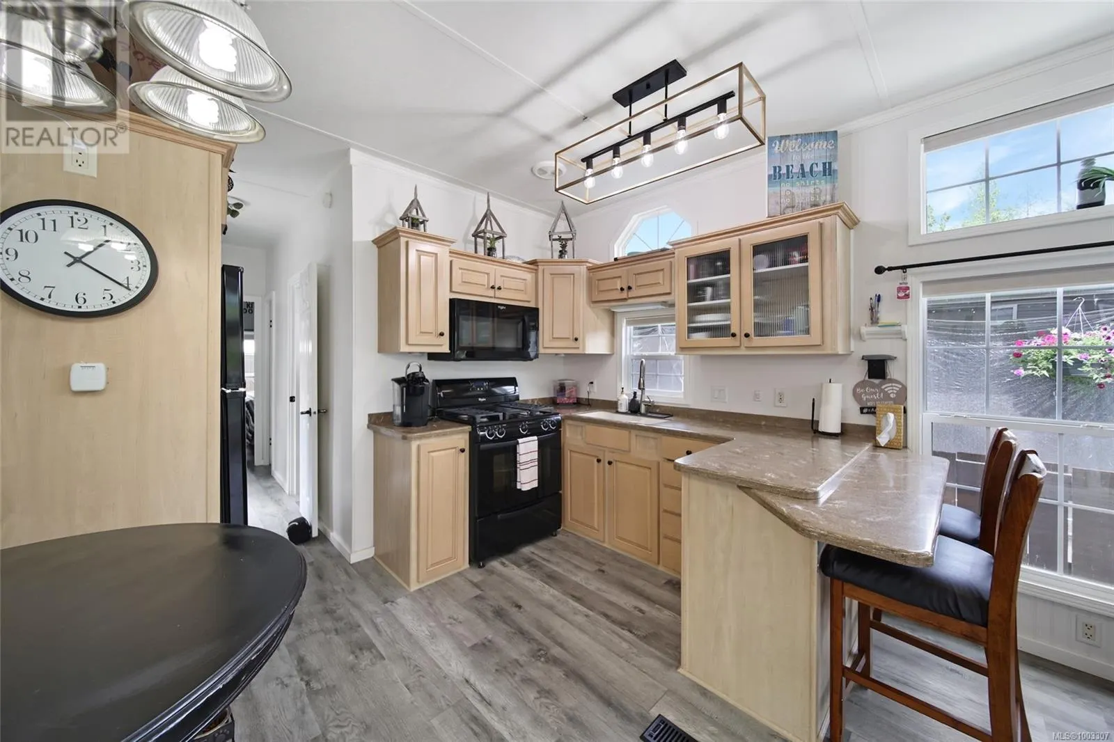 10 10750 Central Lake Rd
