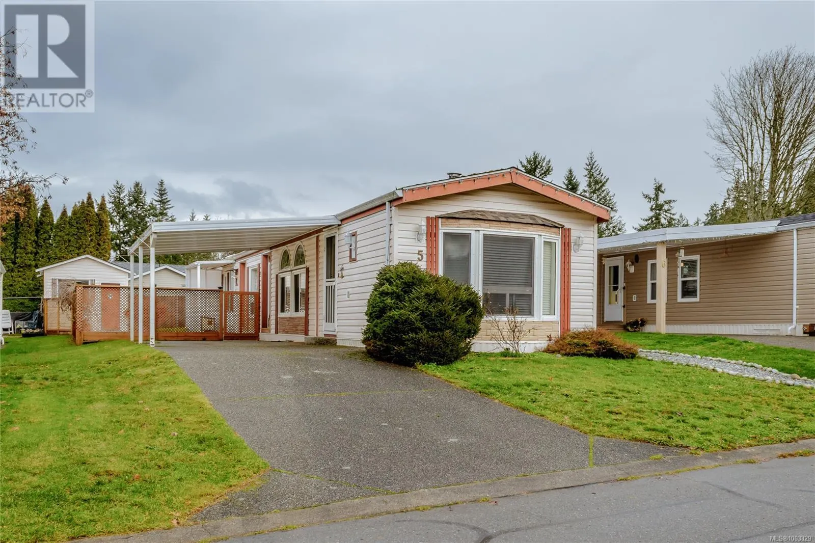 5 658 Alderwood Dr