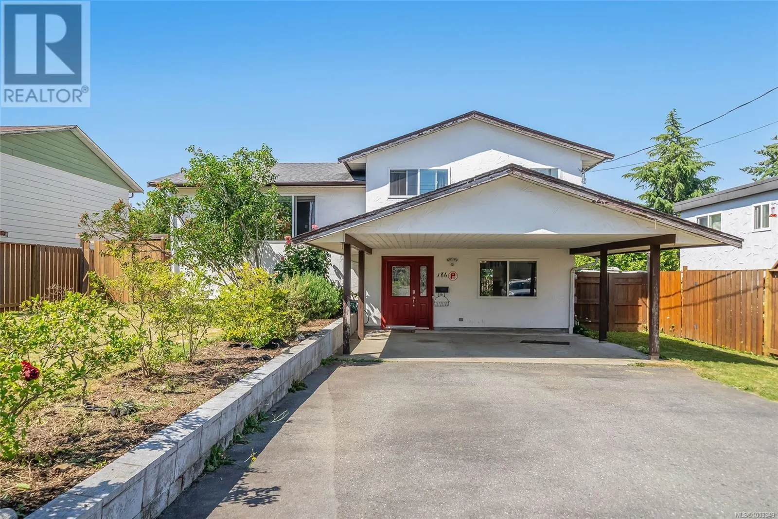 186 Acacia Ave