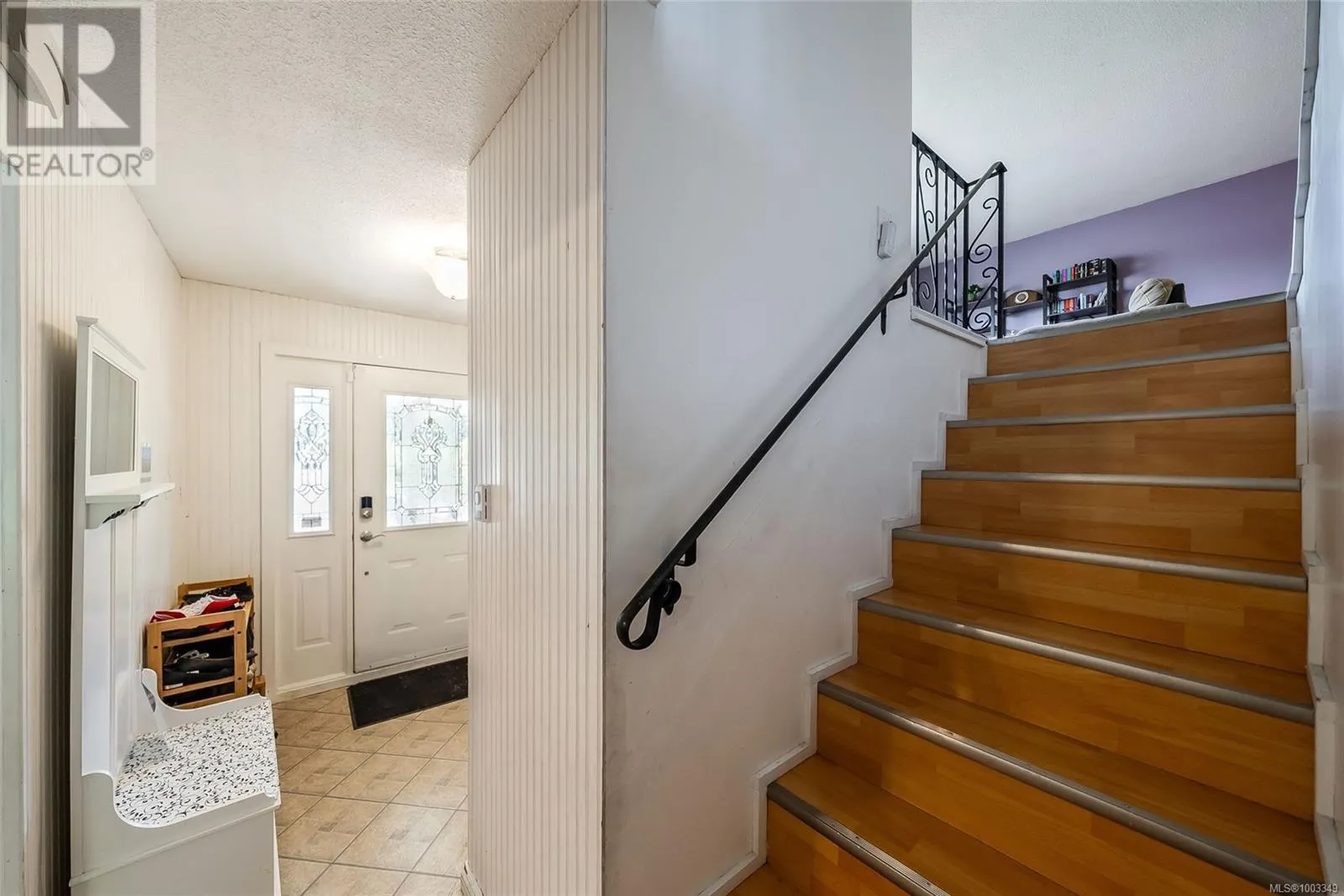 186 Acacia Ave