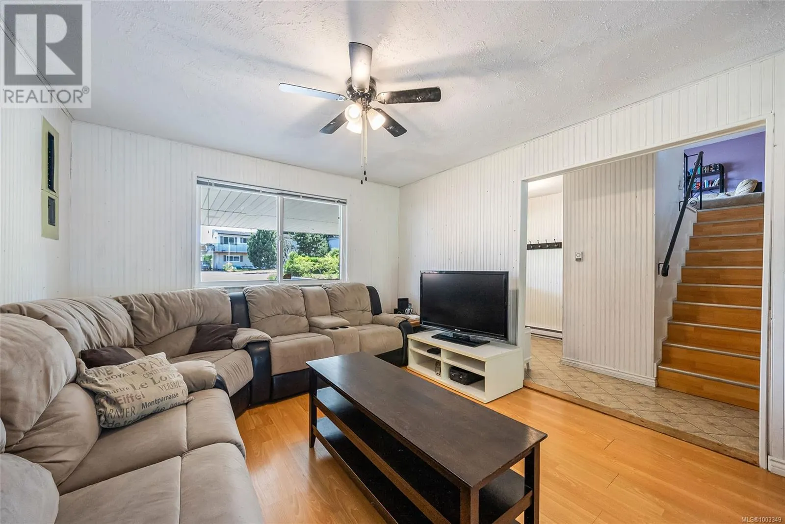 186 Acacia Ave