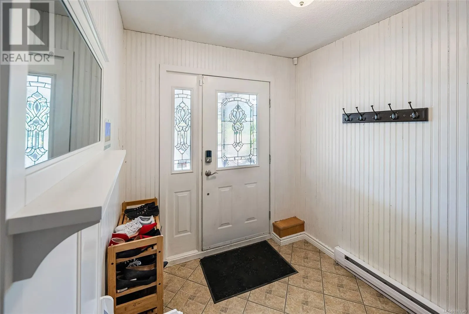 186 Acacia Ave