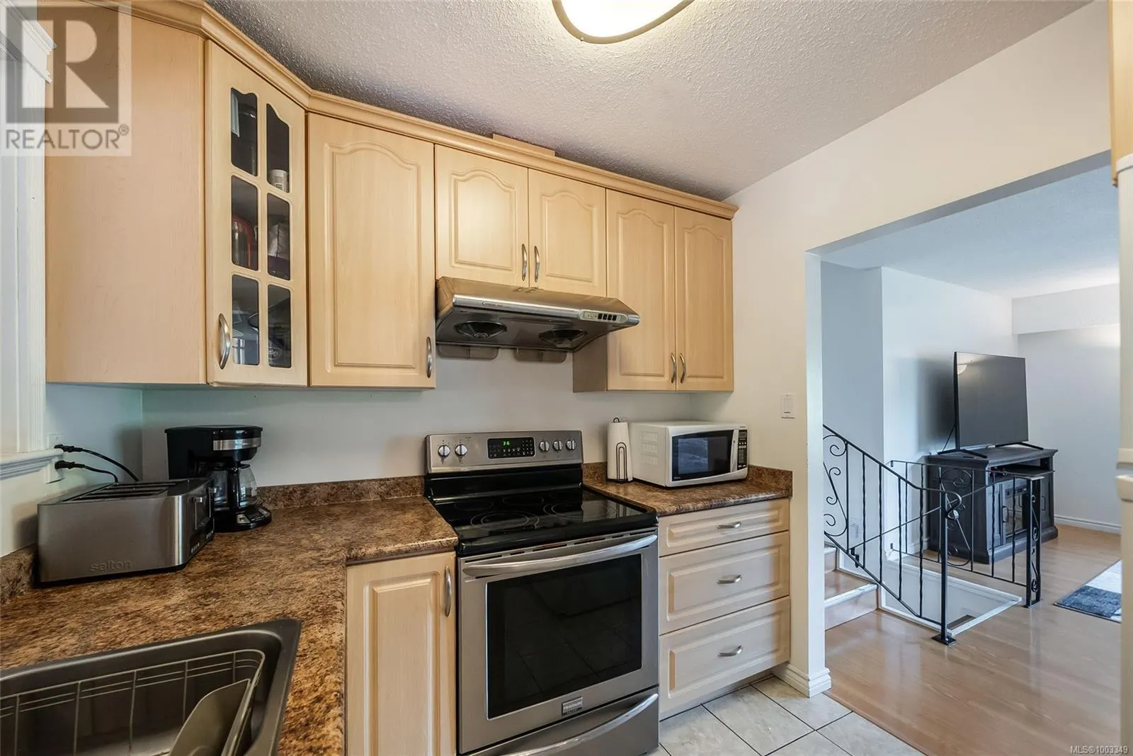 186 Acacia Ave