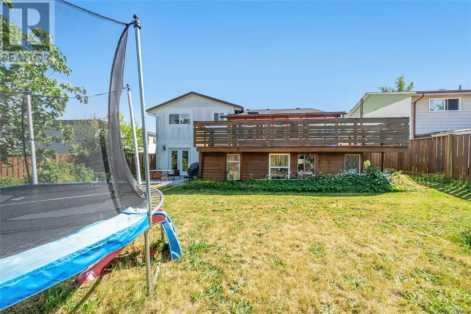 186 Acacia Ave
