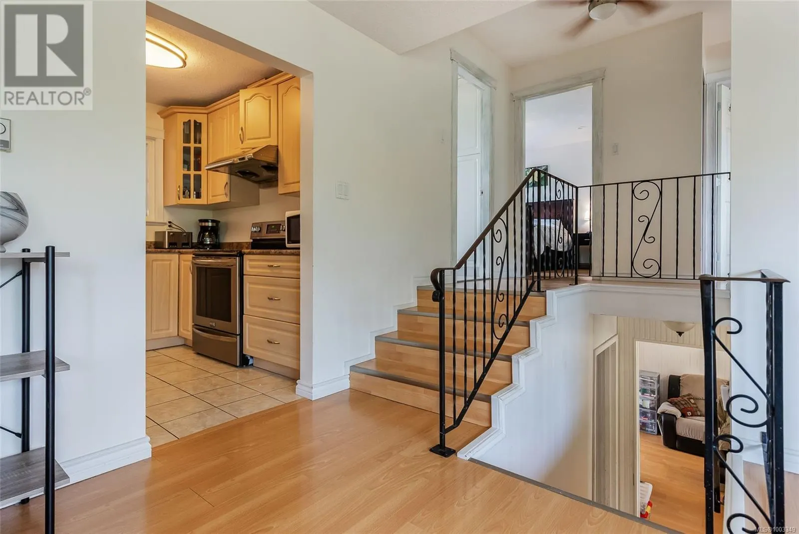 186 Acacia Ave