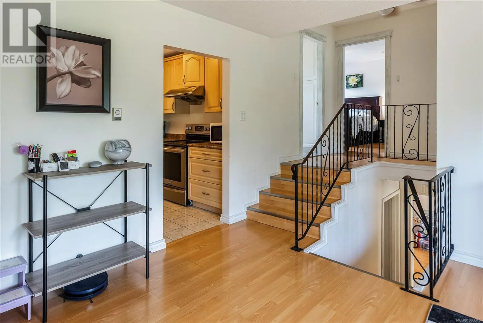 186 Acacia Ave