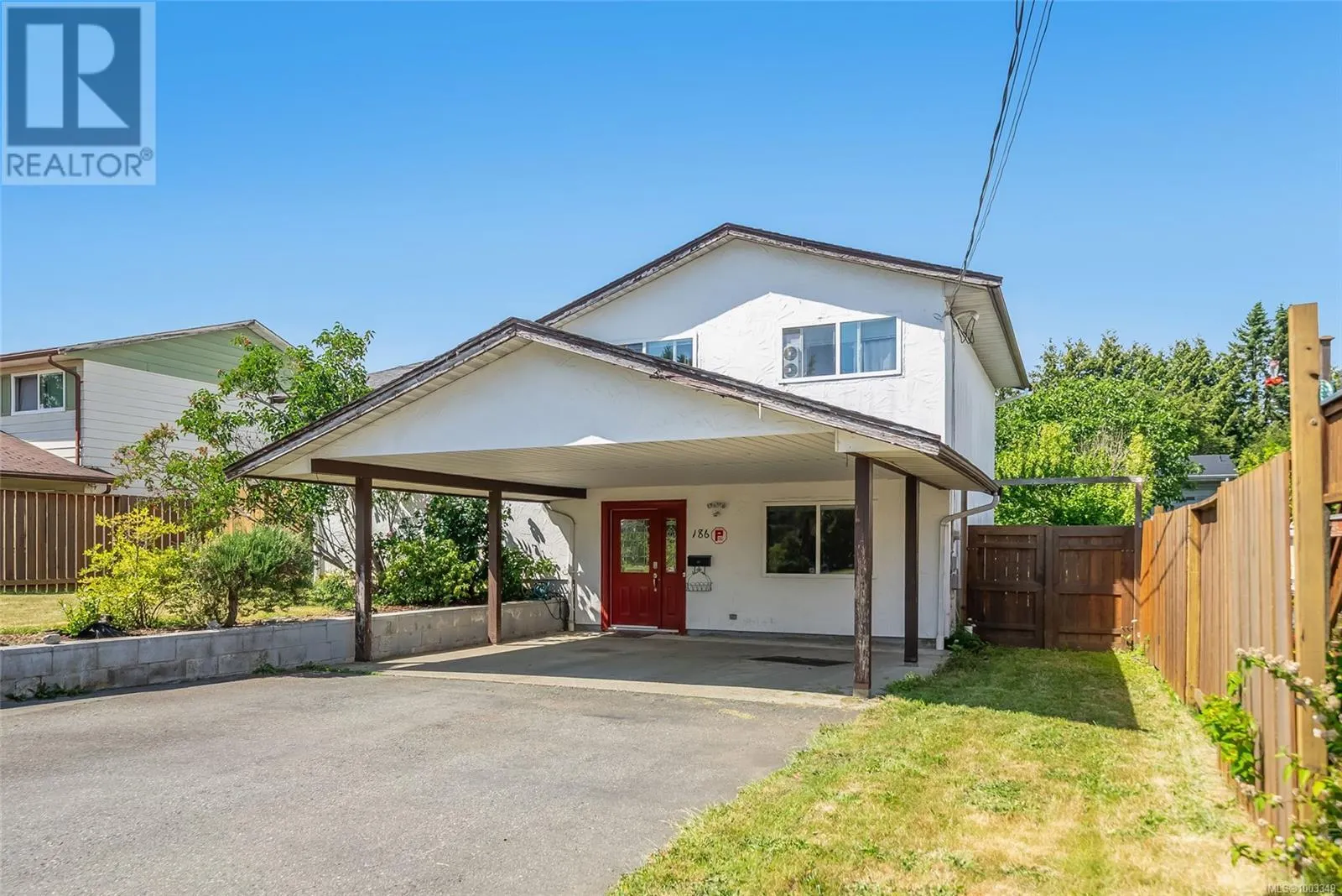 186 Acacia Ave